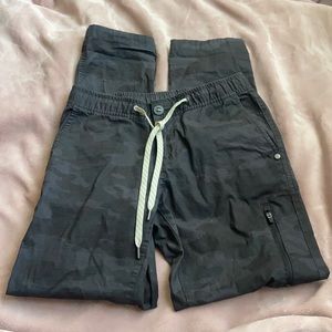 Vuori Black Camo Pants